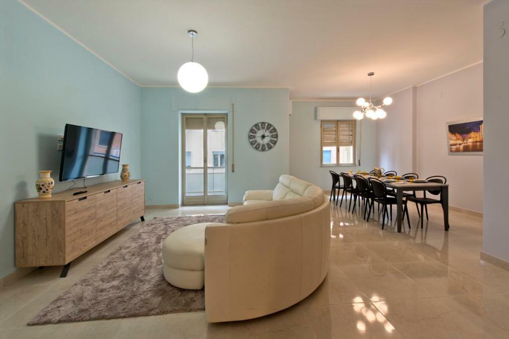Casa Bella - 3 Baths - Walk To Ortigia Leilighet Syracuse Eksteriør bilde