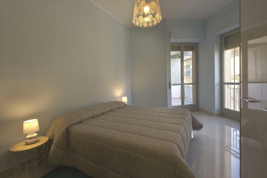 Casa Bella - 3 Baths - Walk To Ortigia Leilighet Syracuse Eksteriør bilde